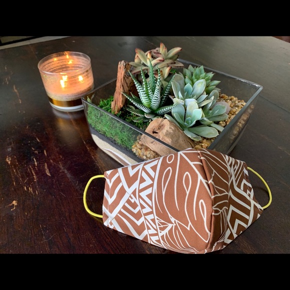 Hawaiian Masks - Picture 1 of 6